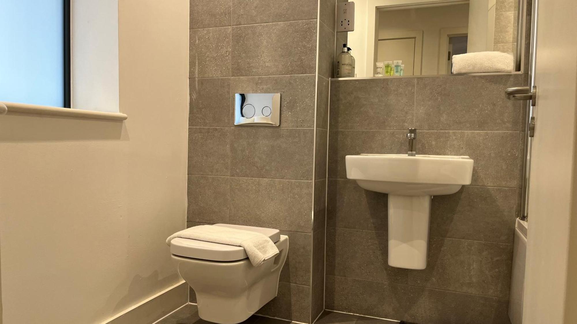 New Build 1 Bedroom Apartment, Jewellery Quarter Бирмингем Экстерьер фото